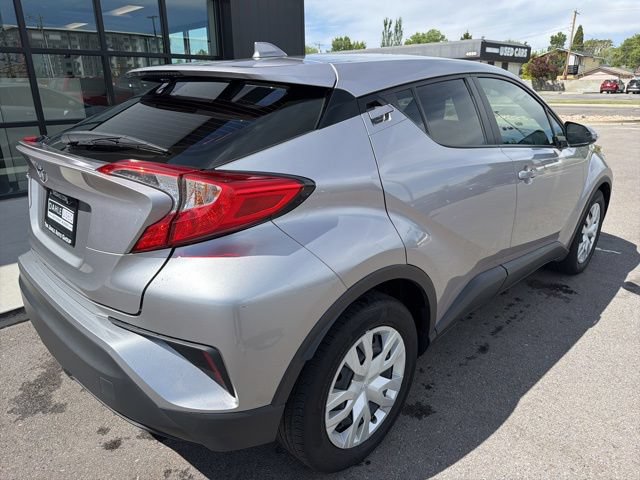 Used 2019 Toyota C-HR LE FWD image 9