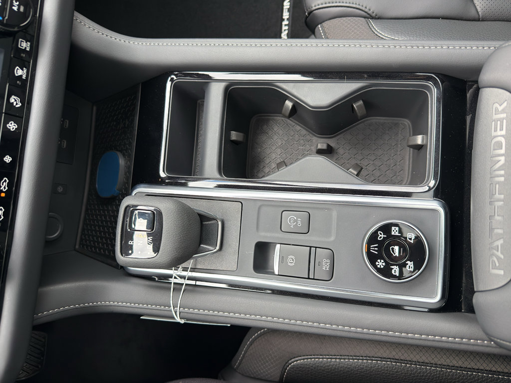 New 2026 Nissan Pathfinder SL image 22