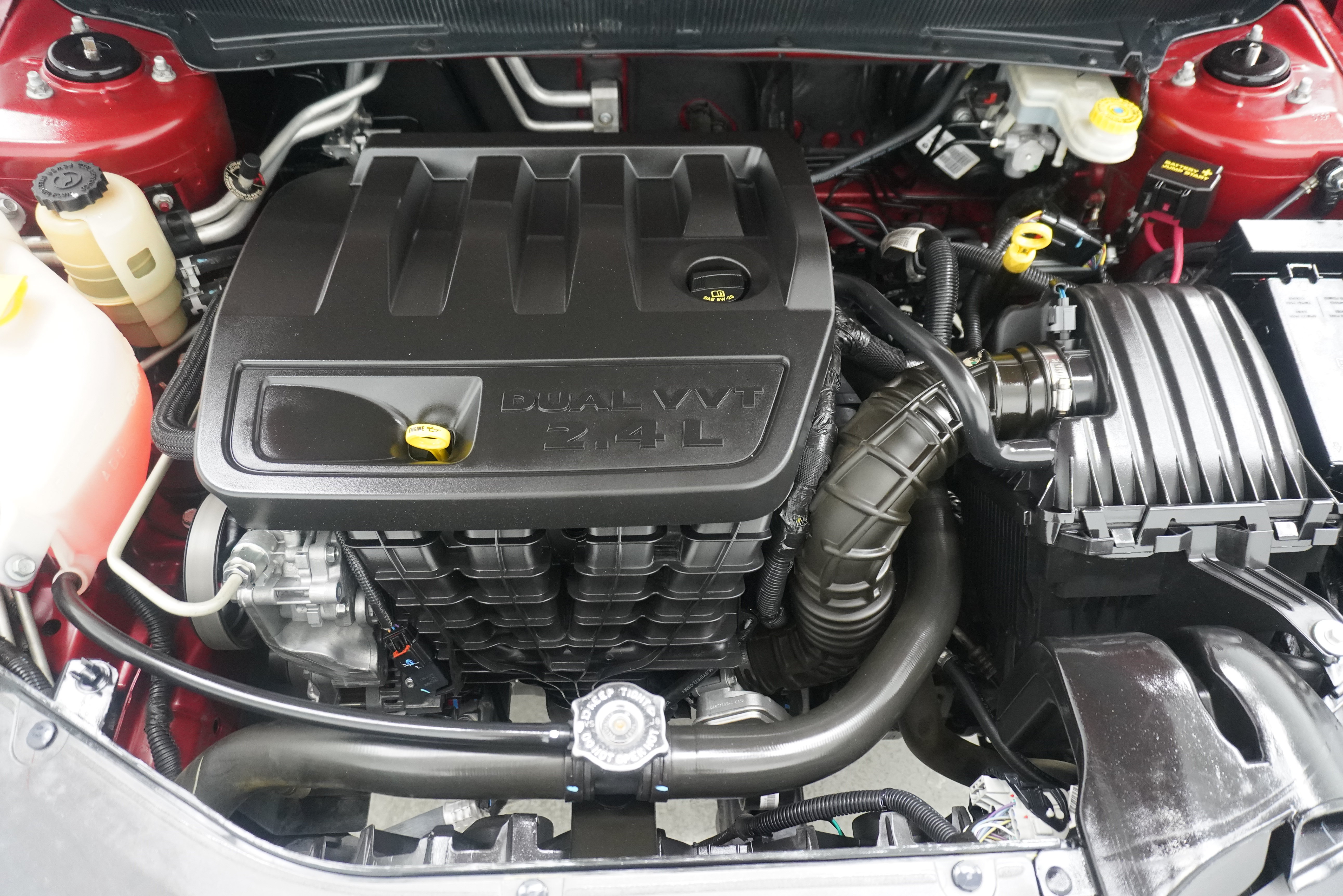 Used 2010 Chrysler Sebring Touring FWD image 24