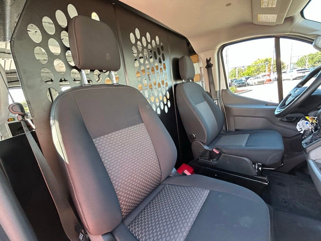 Used 2025 Ford Transit 250 Low Roof w/ Exterior Upgrade Package RWD image 40