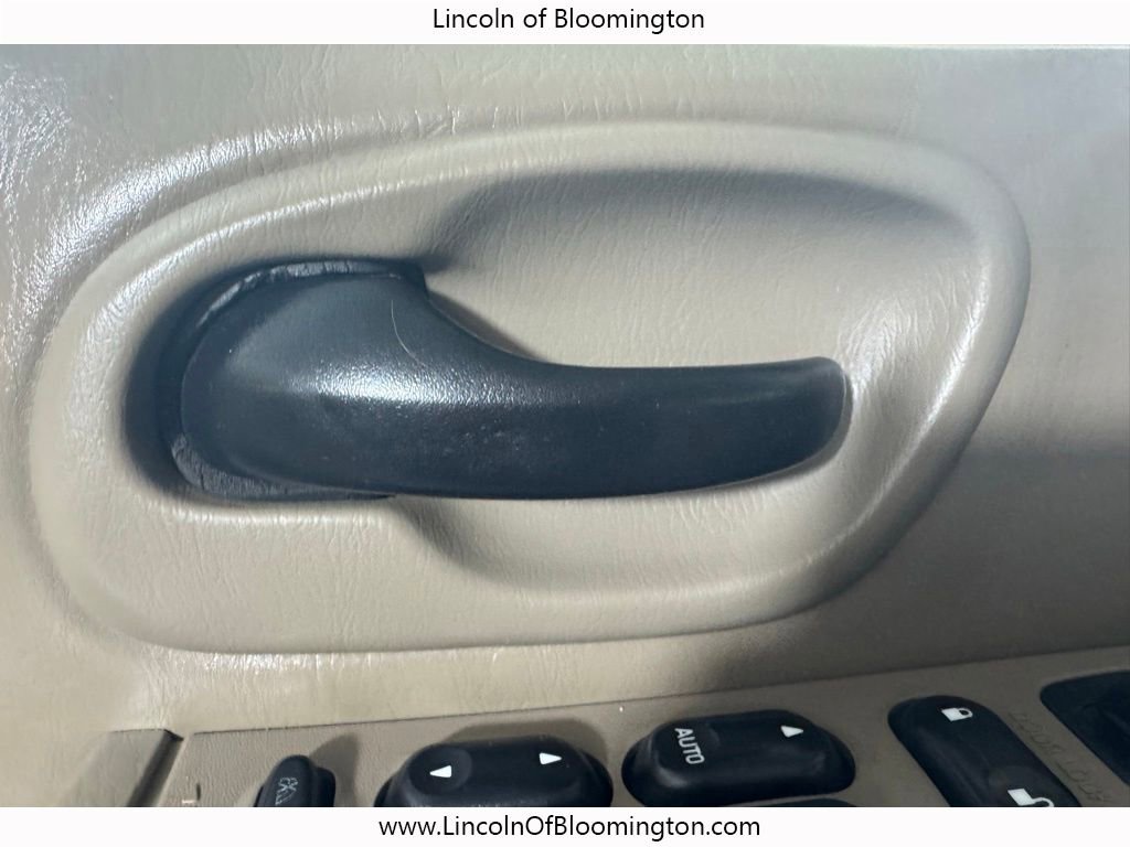 Used 2003 Ford F150 Lariat AWD/4WD image 38