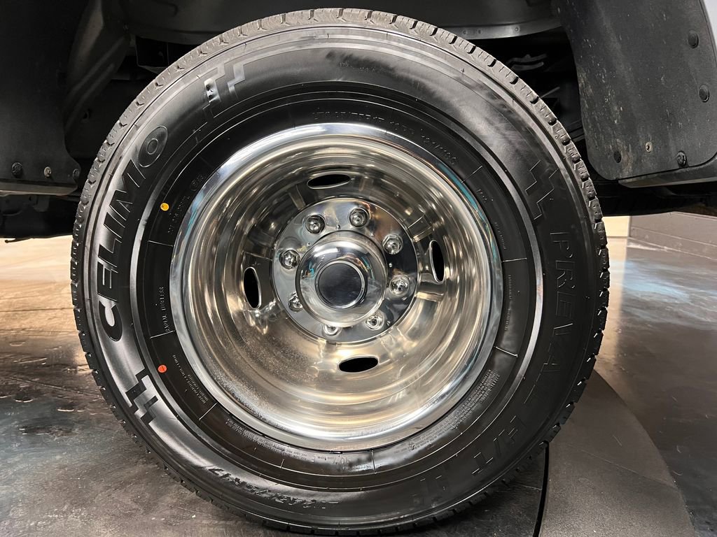 Used 2023 Ford F350 XLT image 33