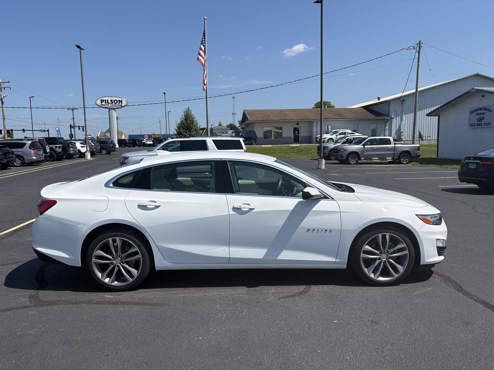 Used 2024 Chevrolet Malibu LT FWD image 26