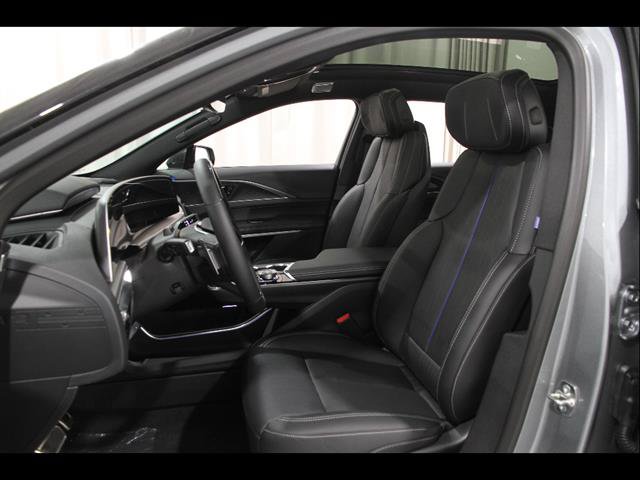 New 2026 Cadillac Lyriq V w/ LPO, Floor Liner Package AWD/4WD image 5