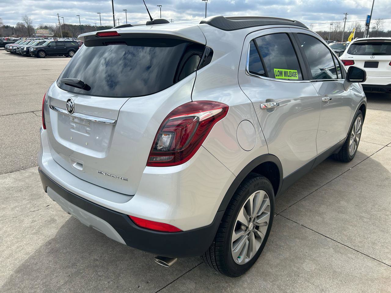 Used 2019 Buick Encore Preferred FWD image 5