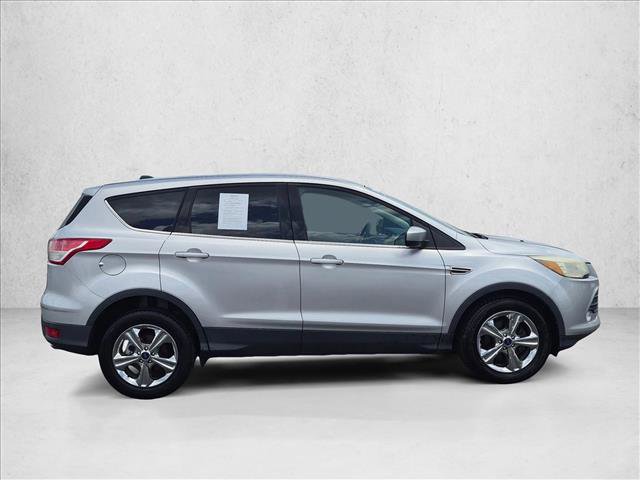 Used 2016 Ford Escape SE FWD image 4
