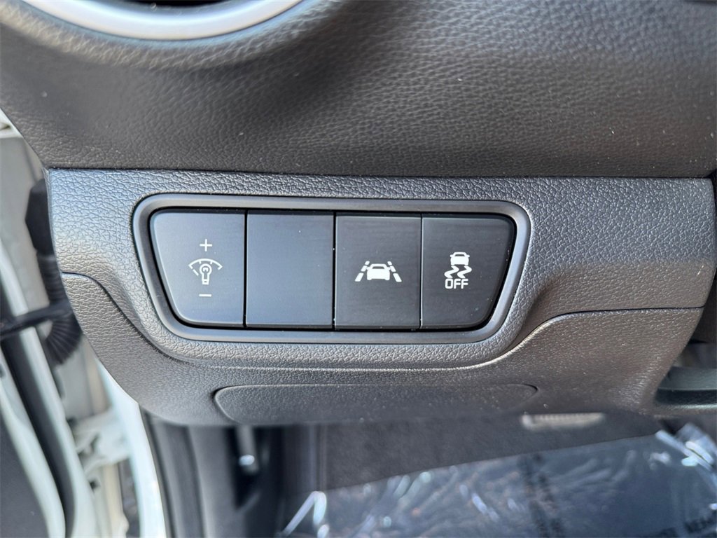 Used 2020 Kia Forte LXS image 28