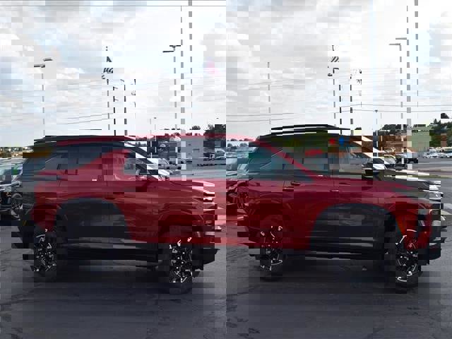 New 2026 Chevrolet Traverse Z71 w/ LPO, Floor Liner Package image 4