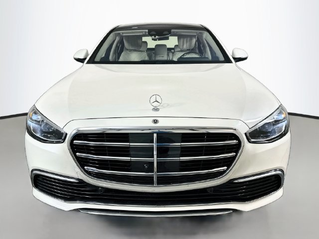Used 2021 Mercedes-Benz S 580 4MATIC Sedan image 2