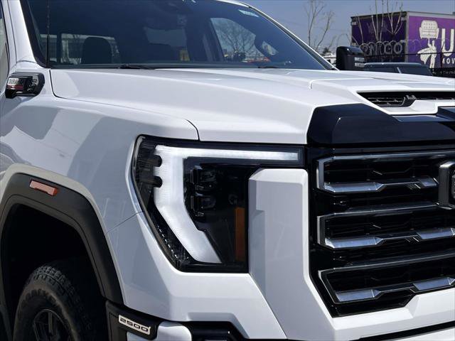 Used 2024 GMC Sierra 2500 AT4 w/ AT4 Premium Plus Package image 13