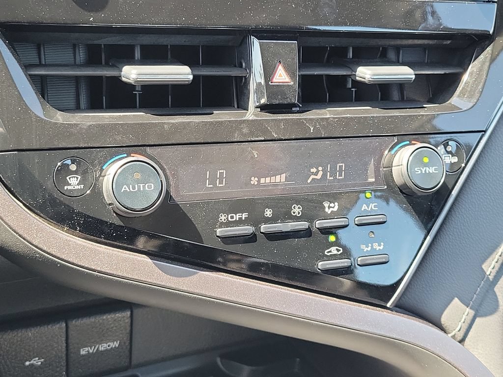 Certified 2023 Toyota Camry XLE FWD image 17
