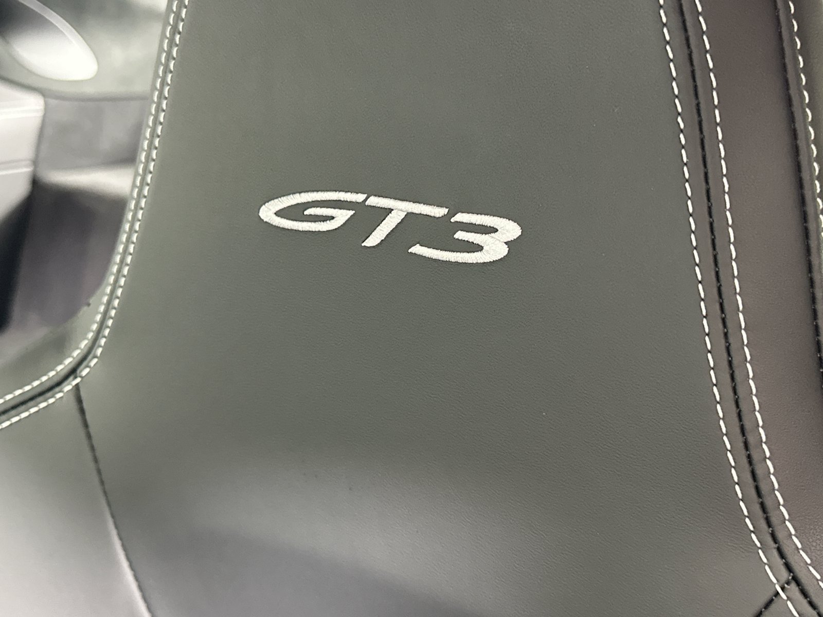 Used 2024 Porsche 911 GT3 RWD image 35