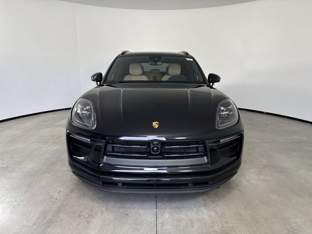 New 2026 Porsche Macan AWD/4WD image 10