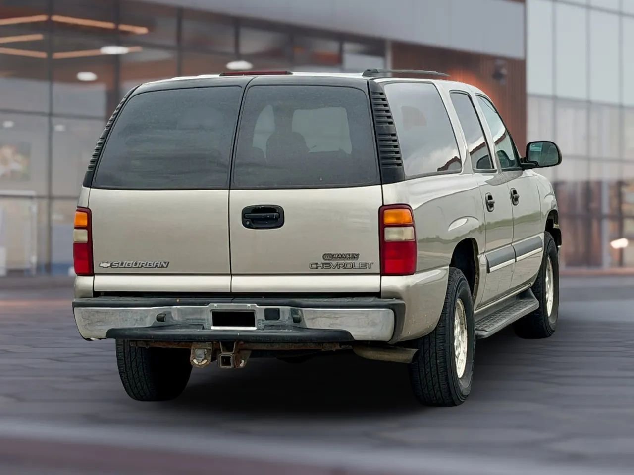Used 2003 Chevrolet Suburban LS w/ LS Preferred Equipment Group image 10