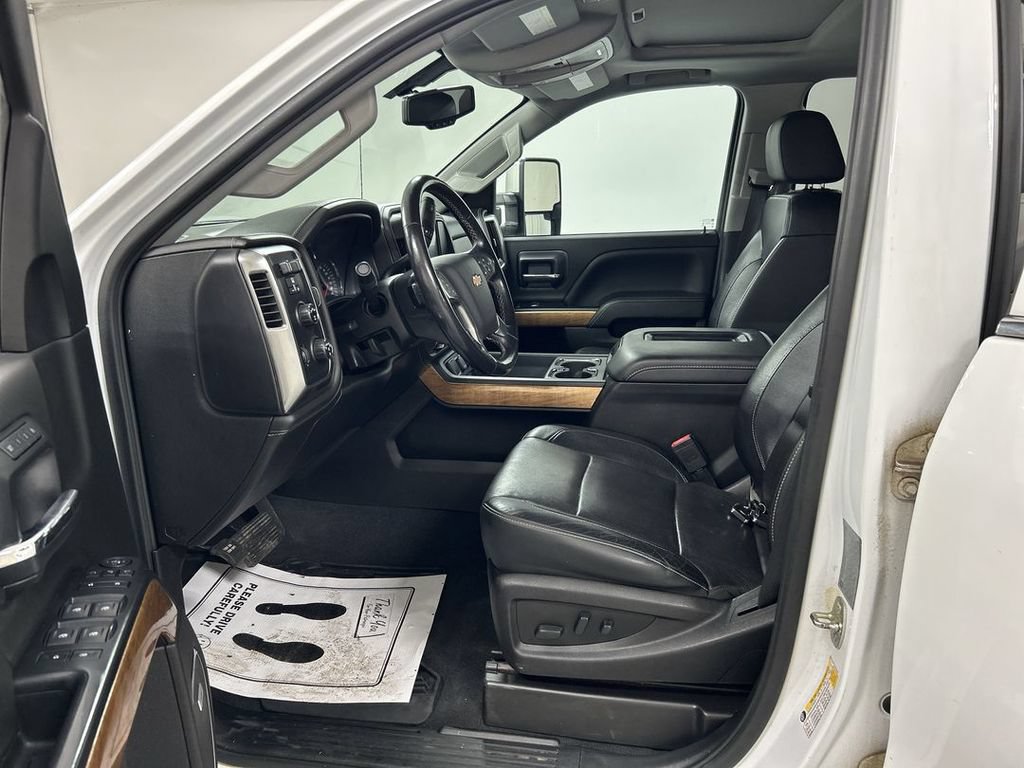 Used 2019 Chevrolet Silverado 3500 LTZ w/ Duramax Plus Package AWD/4WD image 9
