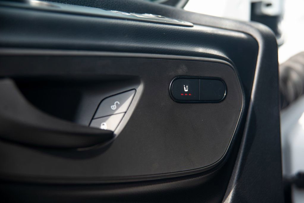 Used 2024 Mercedes-Benz Sprinter 3500 image 23