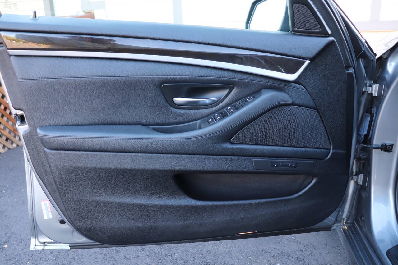 Used 2014 BMW 535d Sedan RWD image 15