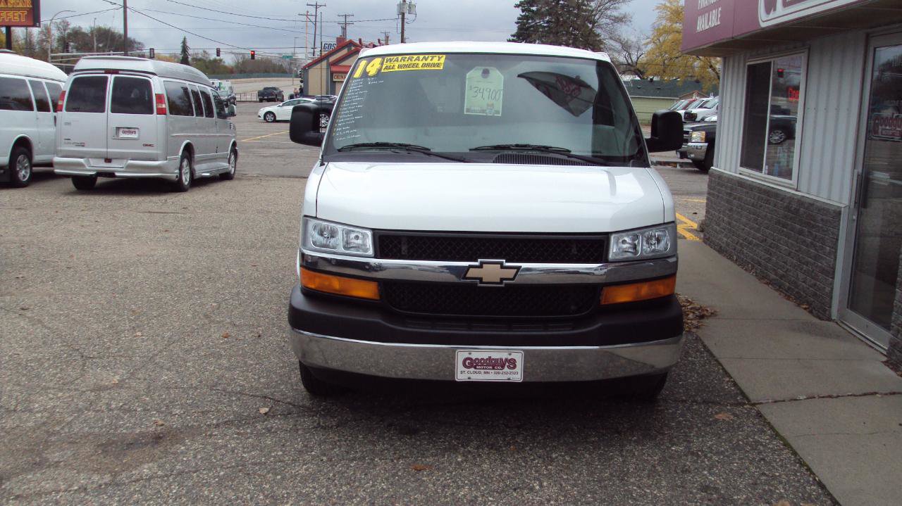 Used 2014 Chevrolet Express 1500 LT w/ LT Preferred Equipment Group AWD/4WD image 3