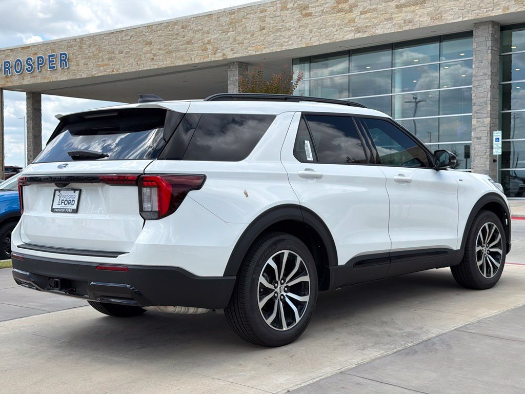 New 2026 Ford Explorer ST-Line w/ Premium Package RWD image 19