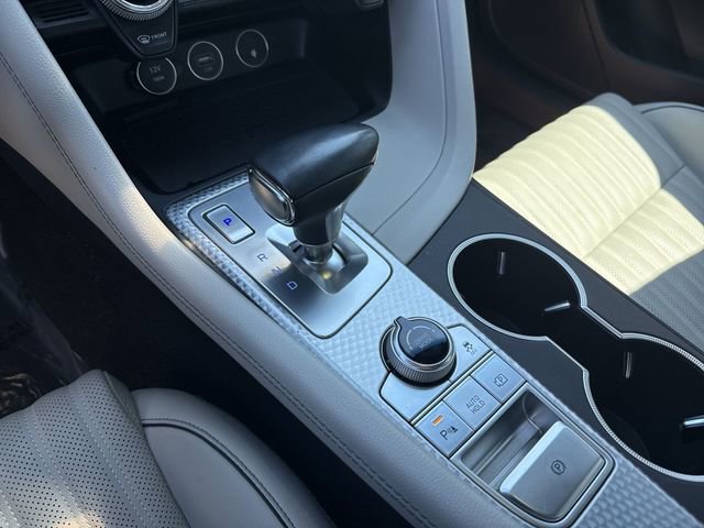 Used 2023 Genesis G70 2.0T w/ Sport Prestige Package image 19