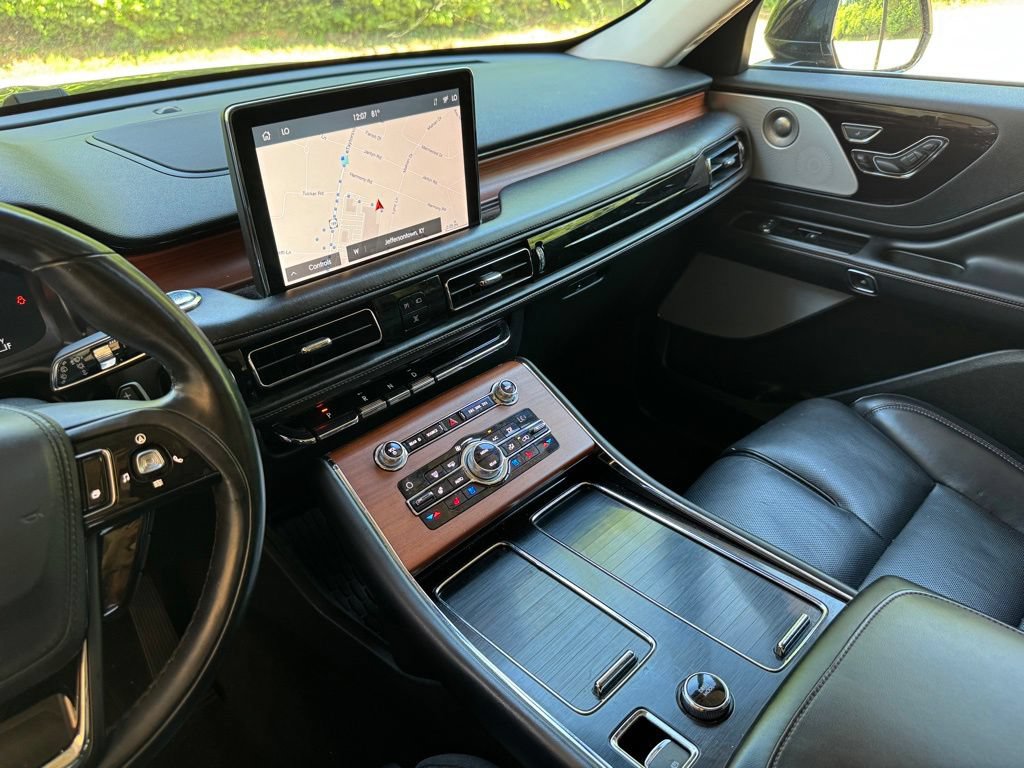 Used 2020 Lincoln Aviator Reserve w/ Equipment Group 202A AWD/4WD image 20