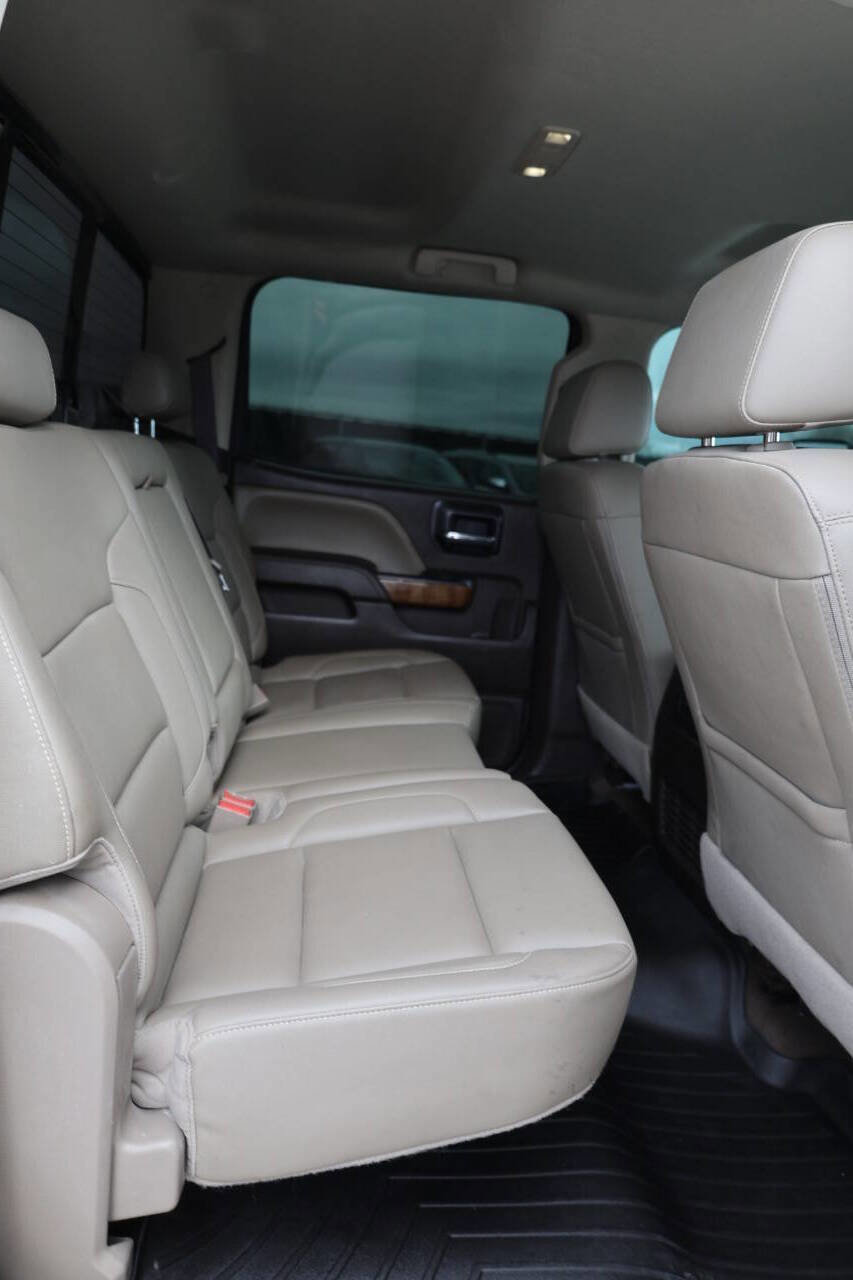 Used 2018 GMC Sierra 1500 SLT image 16