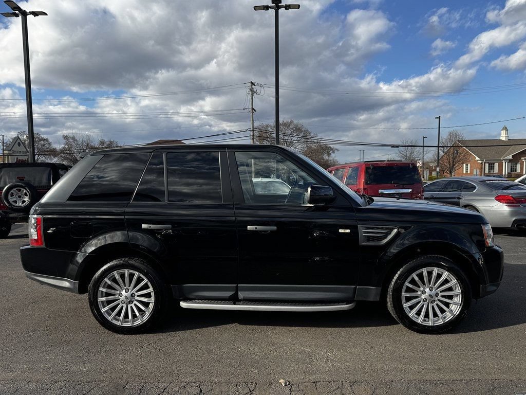 Used 2011 Land Rover Range Rover Sport HSE AWD/4WD image 4