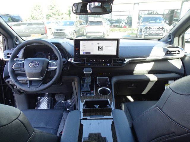 New 2026 Toyota Sienna Platinum AWD/4WD image 15