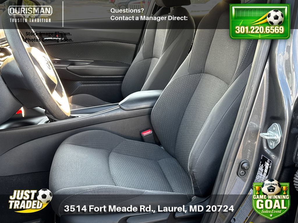 Used 2019 Toyota C-HR LE FWD image 6