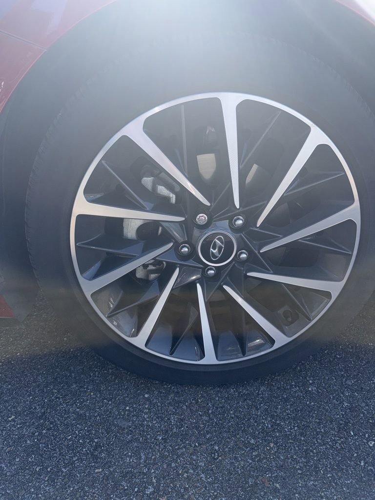 Certified 2023 Hyundai Sonata Limited image 2