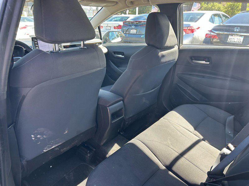 Used 2021 Toyota Corolla LE image 13
