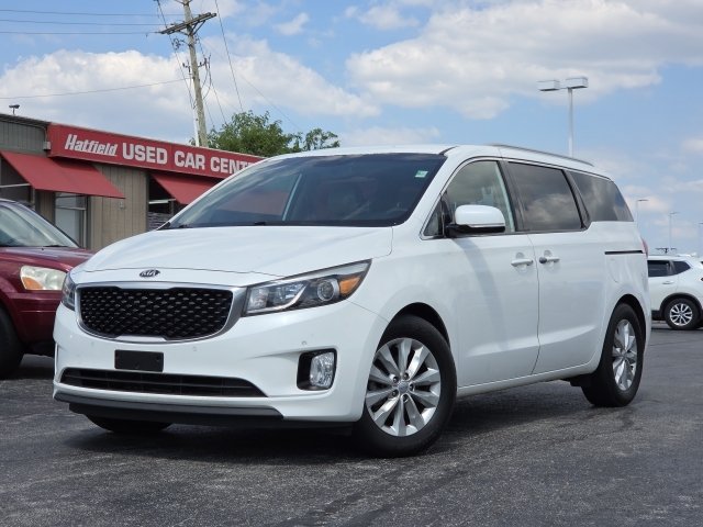 Used 2017 Kia Sedona EX FWD image 2