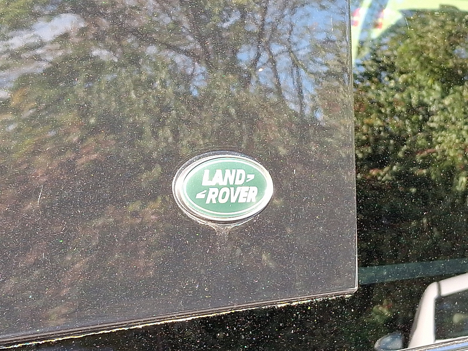 Used 2023 Land Rover Defender 130 X-Dynamic SE image 30