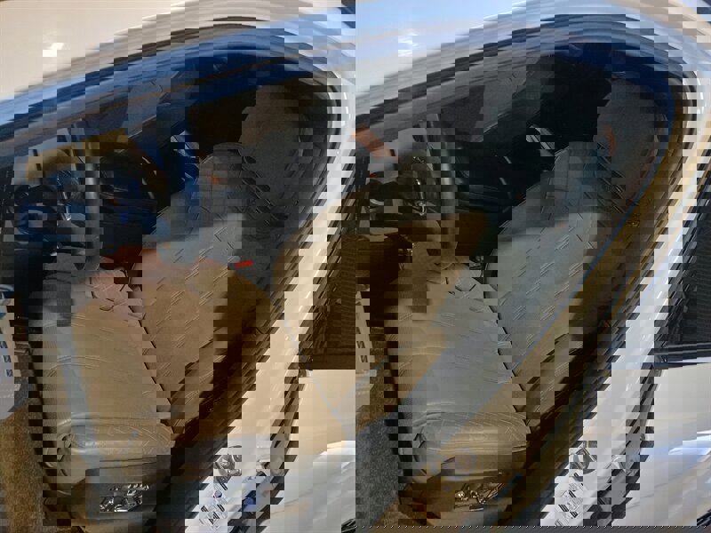 Used 2019 Bentley Bentayga image 15