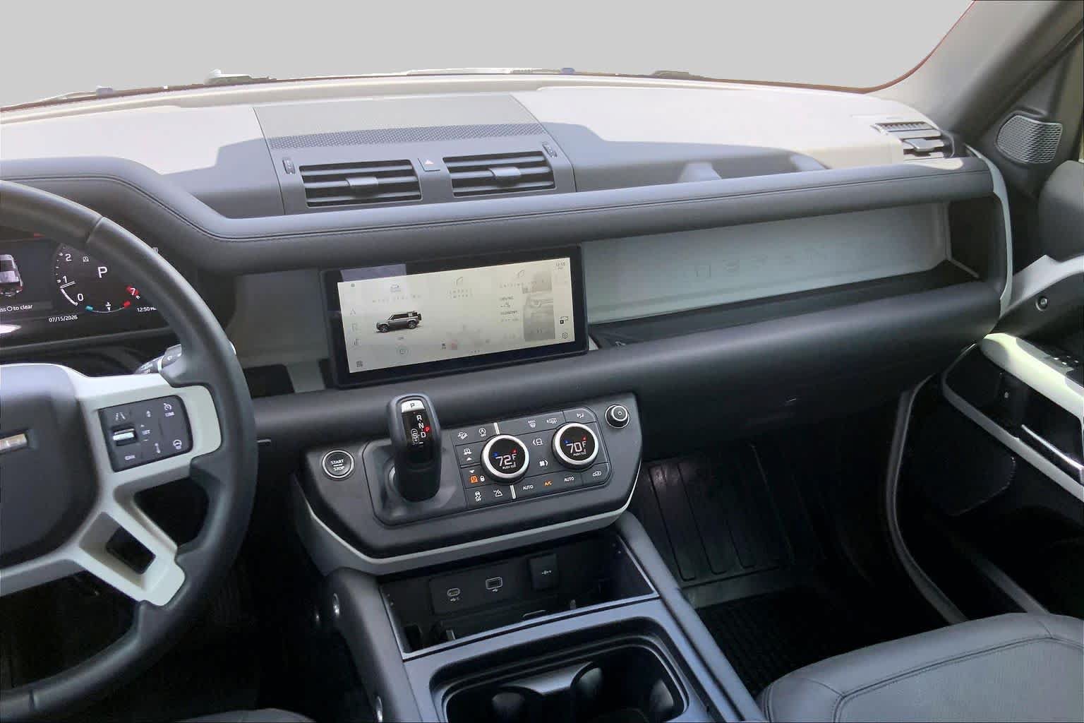 Used 2024 Land Rover Defender 110 S AWD/4WD image 7