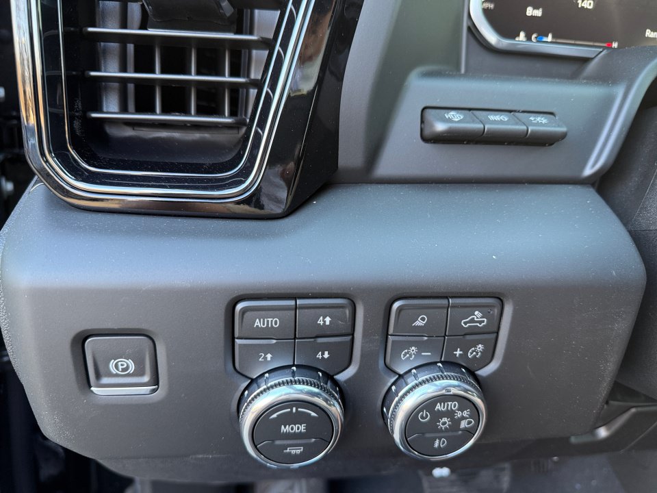 New 2026 GMC Sierra 2500 AT4X image 24