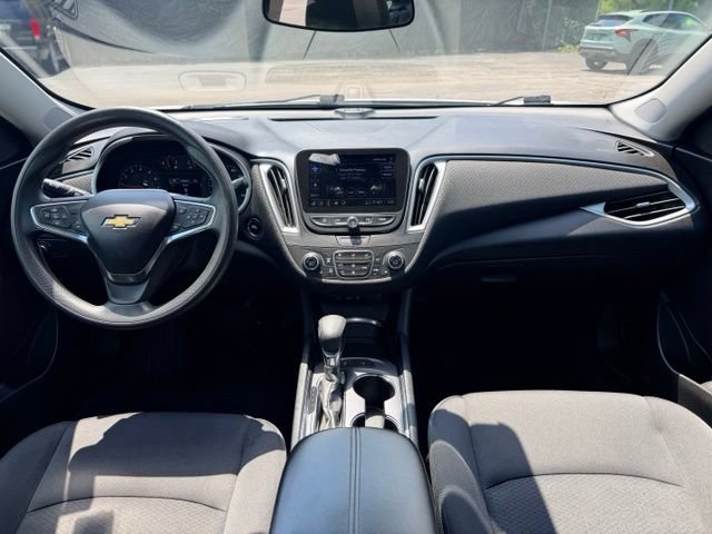 Used 2024 Chevrolet Malibu LT FWD image 22