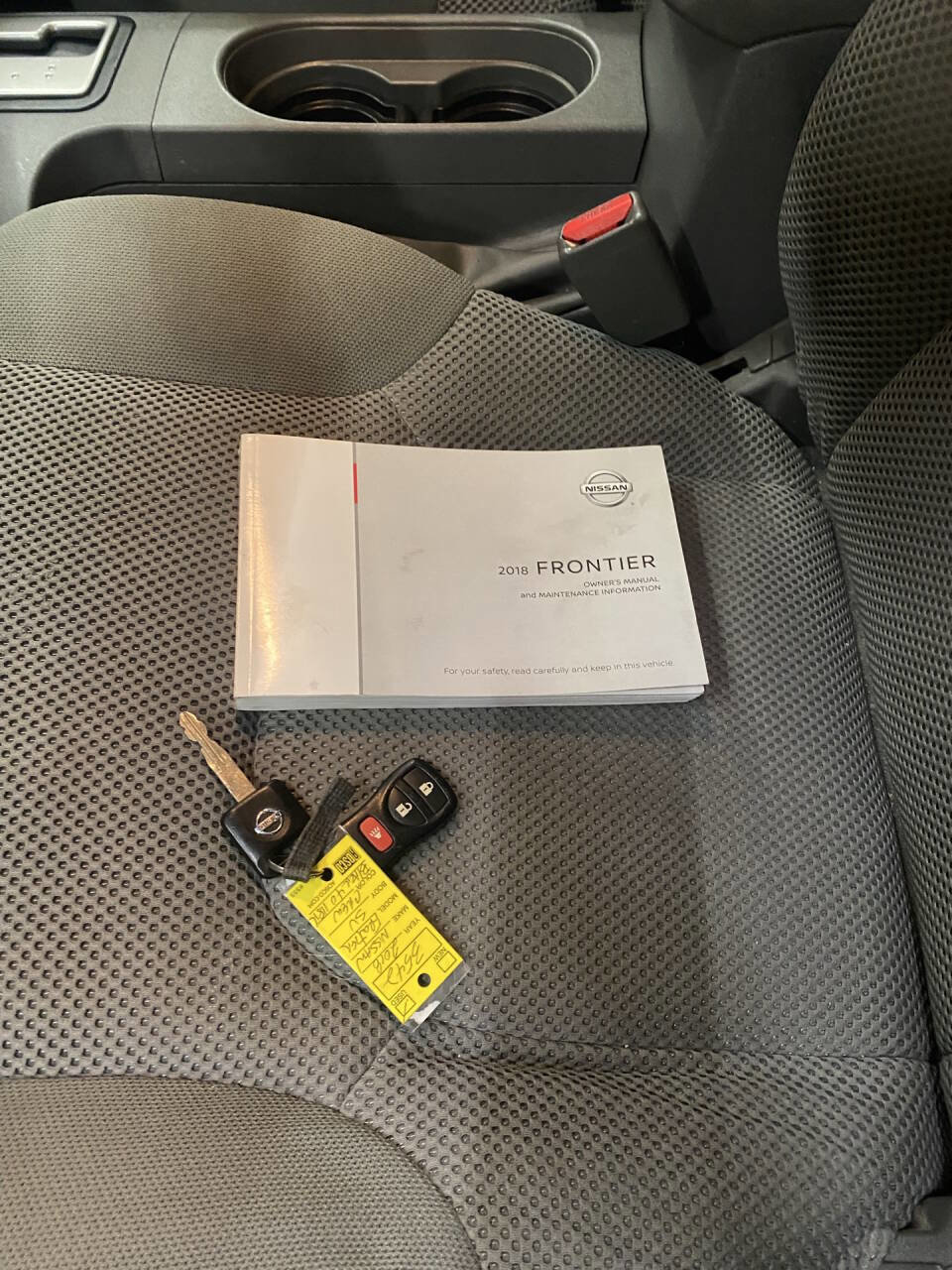 Used 2018 Nissan Frontier SV image 15