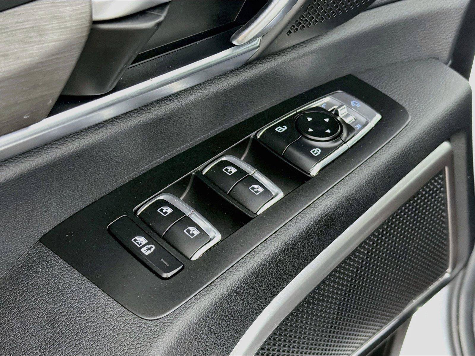 Used 2025 Kia Telluride EX X-Line AWD/4WD image 24