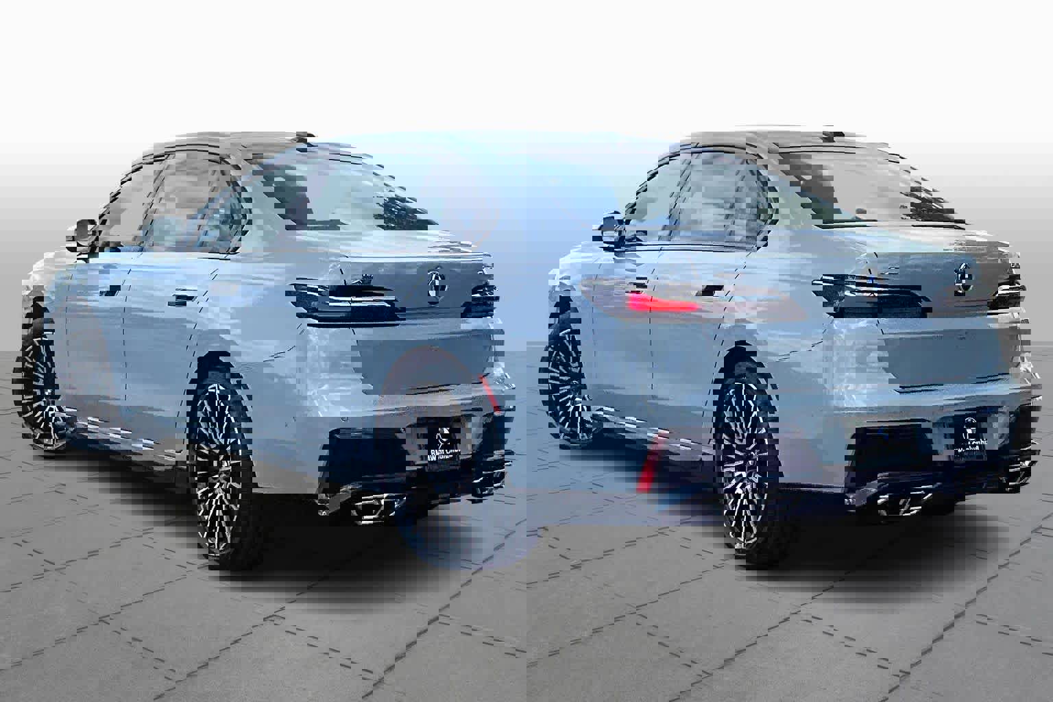 New 2026 BMW 760i xDrive w/ Luxury Rear Seating Package image 12