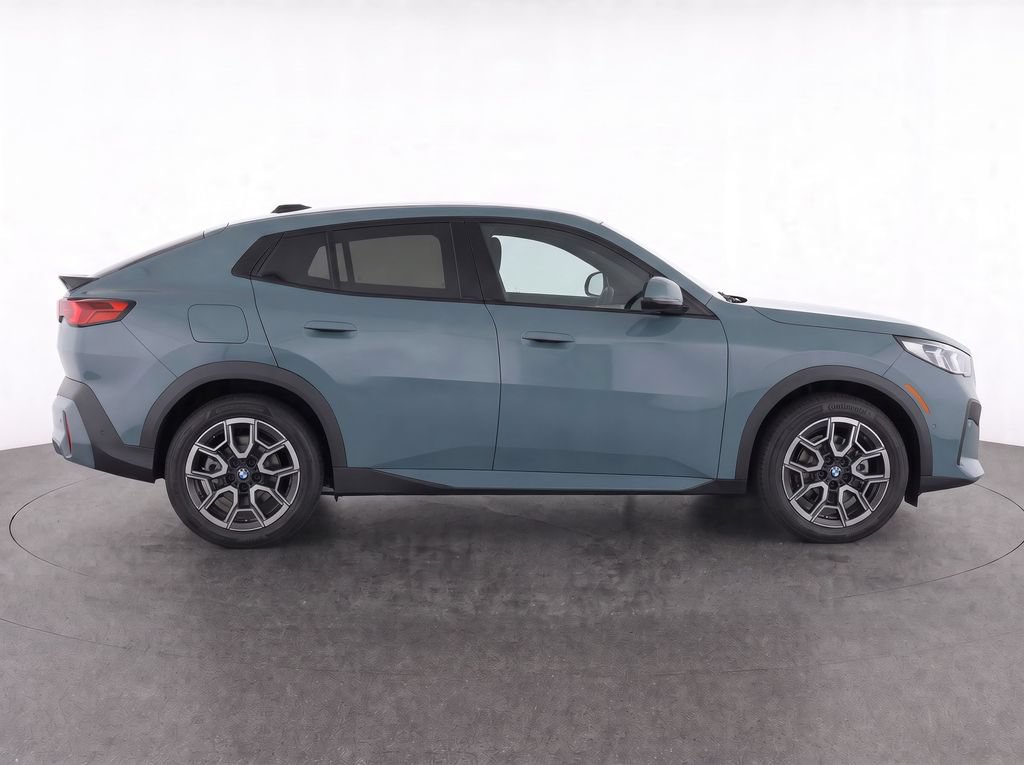 Certified 2026 BMW X2 xDrive28i AWD/4WD image 27