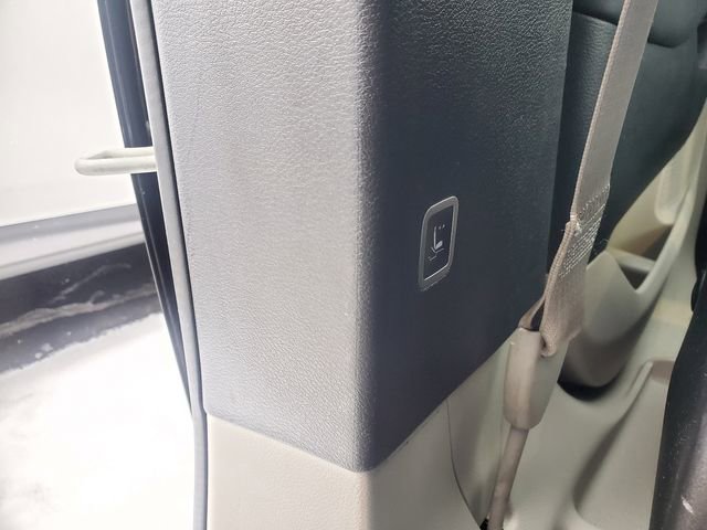 Certified 2024 Chrysler Pacifica Touring-L image 26