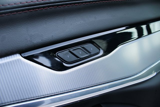 Used 2024 Jeep Wagoneer Launch Edition image 12