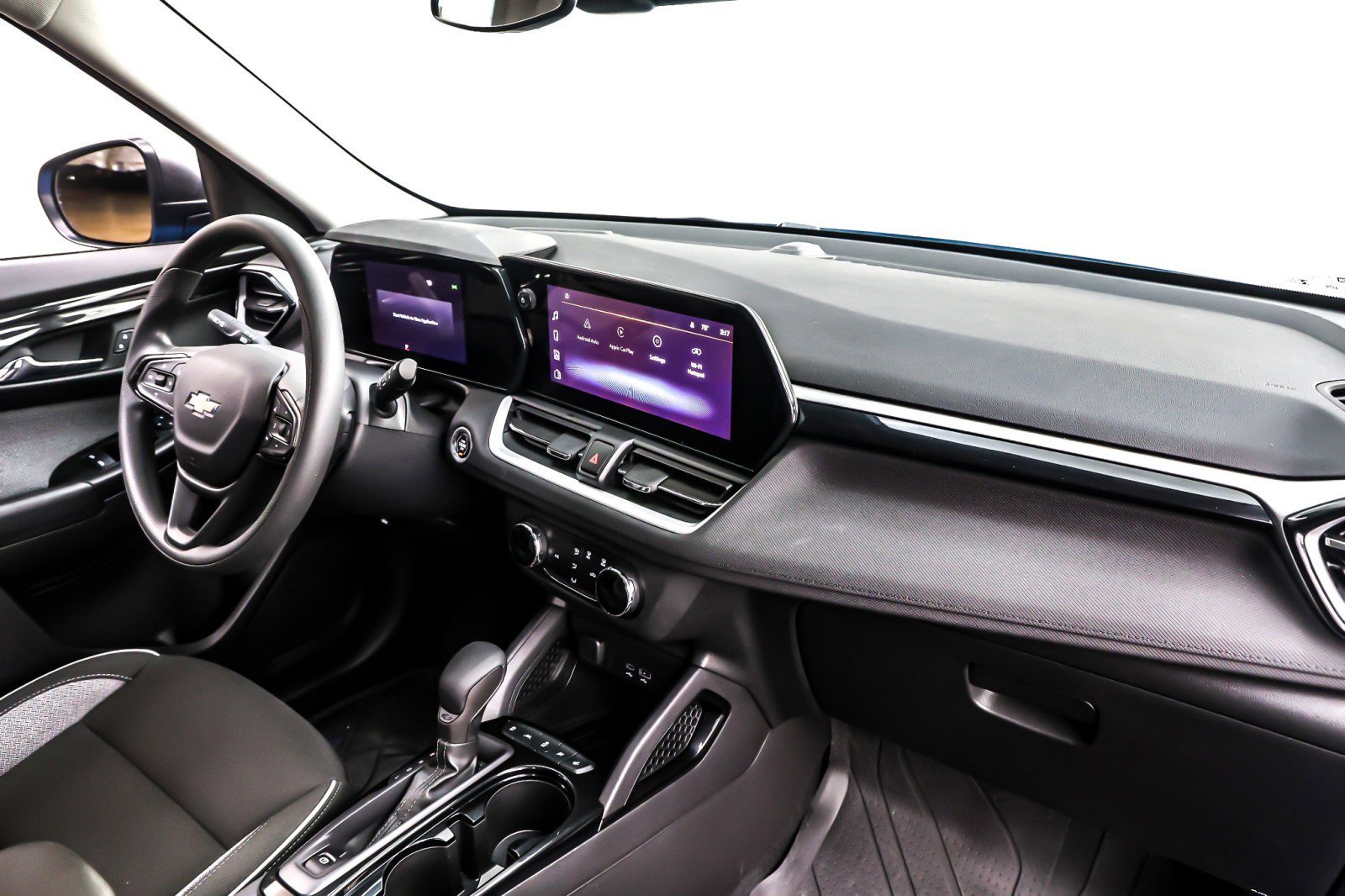 Used 2024 Chevrolet TrailBlazer LS w/ LS Convenience Package image 15