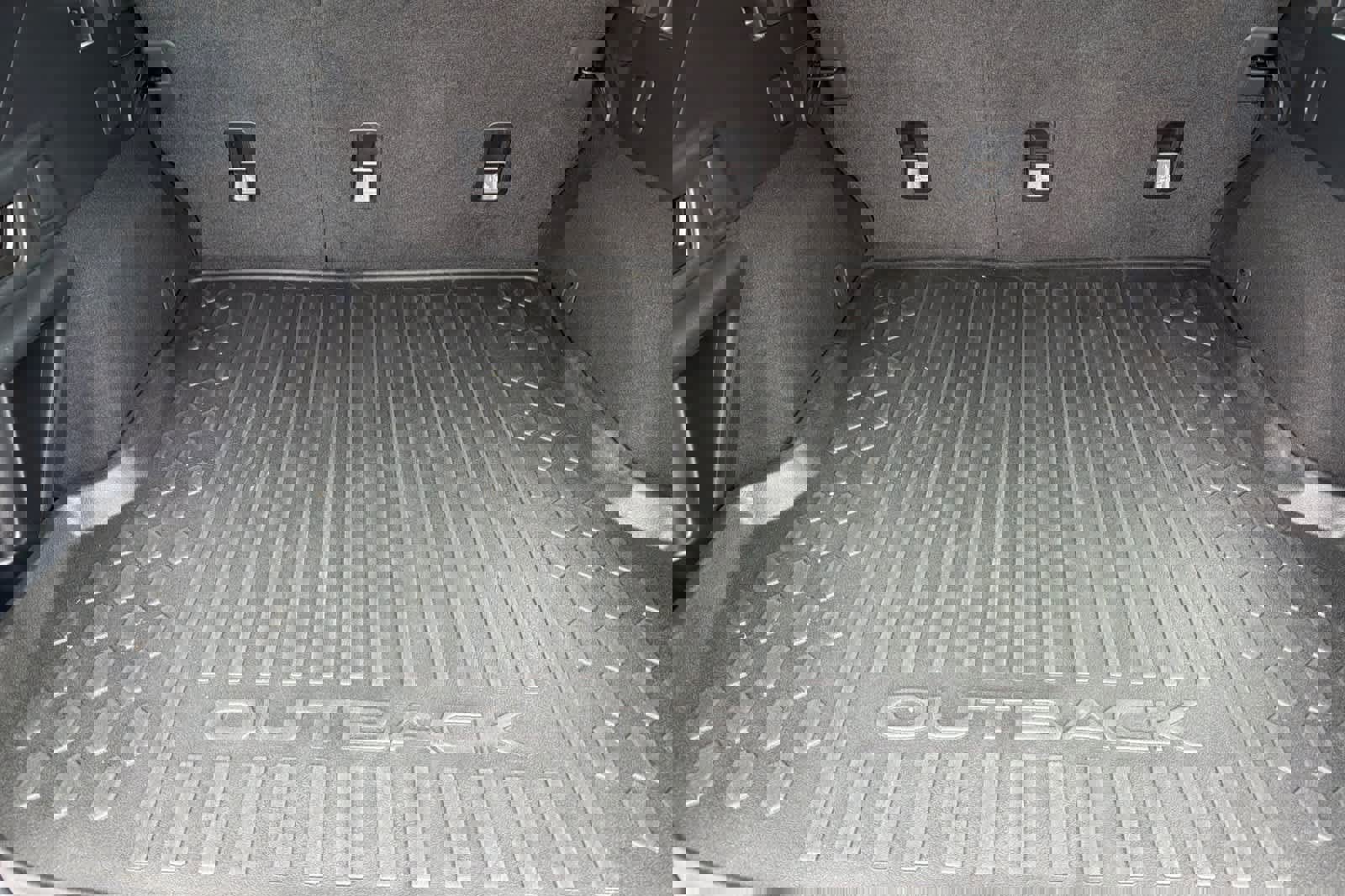 Used 2020 Subaru Outback AWD/4WD image 17