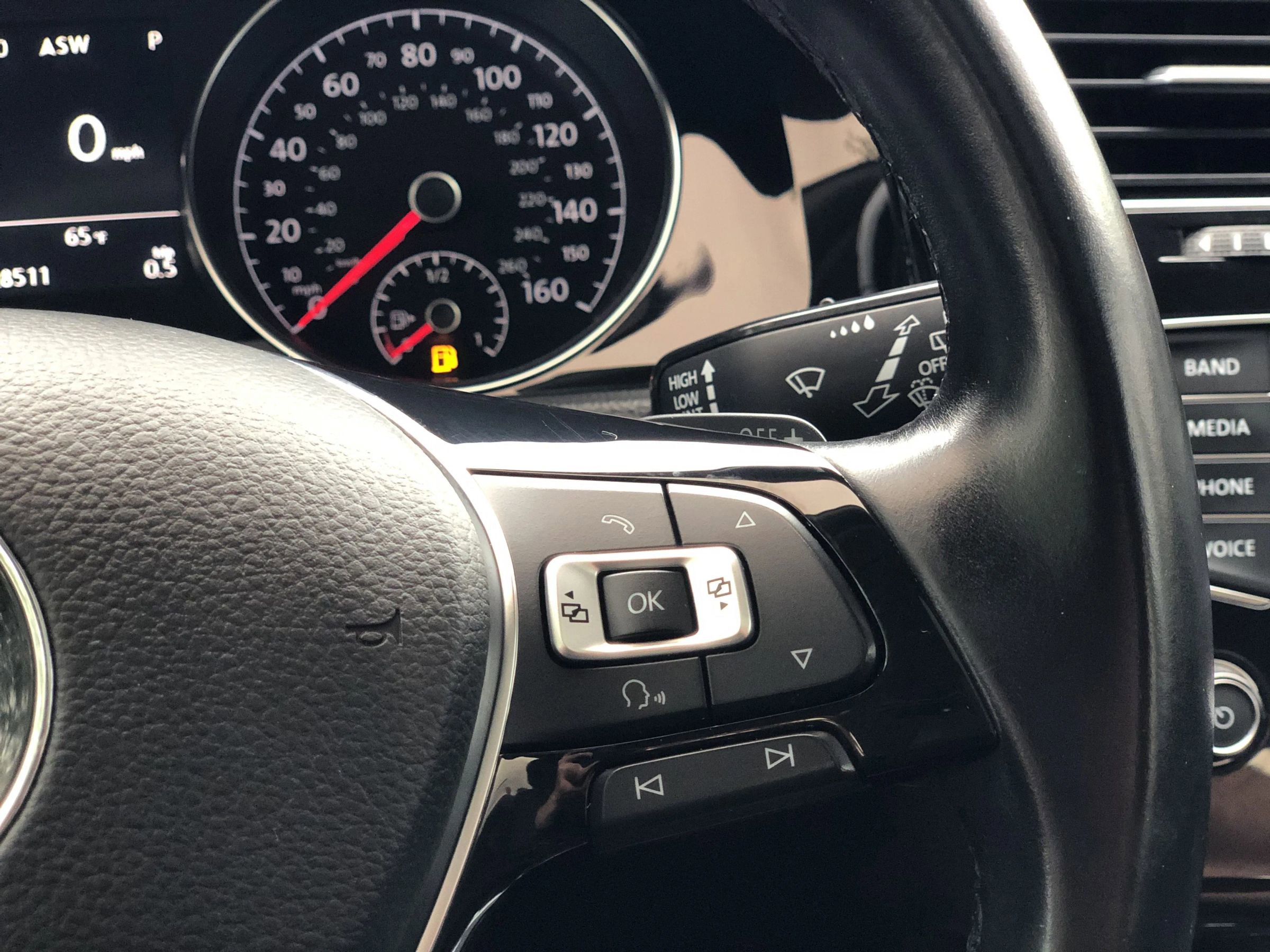 Used 2015 Volkswagen Golf SEL w/ Lighting Package (SEL) image 39