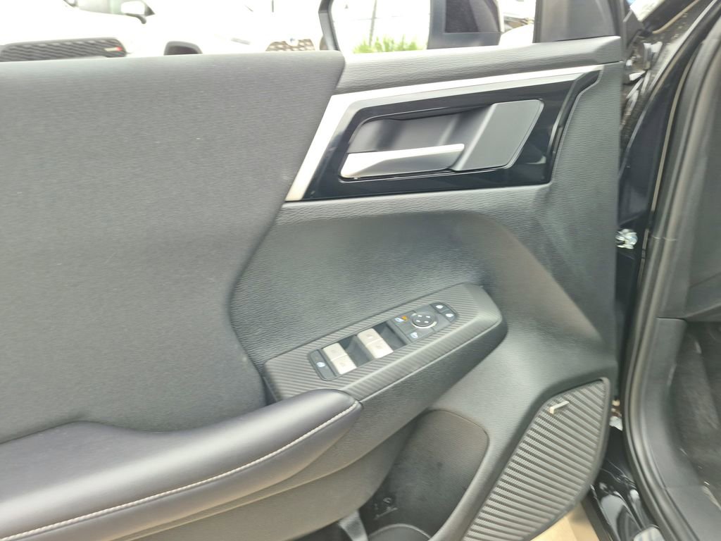 New 2026 Mitsubishi Outlander ES image 19