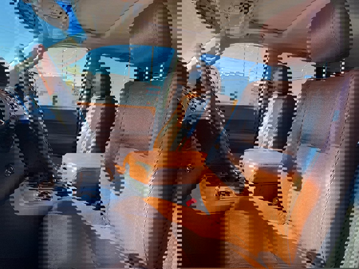 Used 2012 Toyota Sequoia Platinum image 27