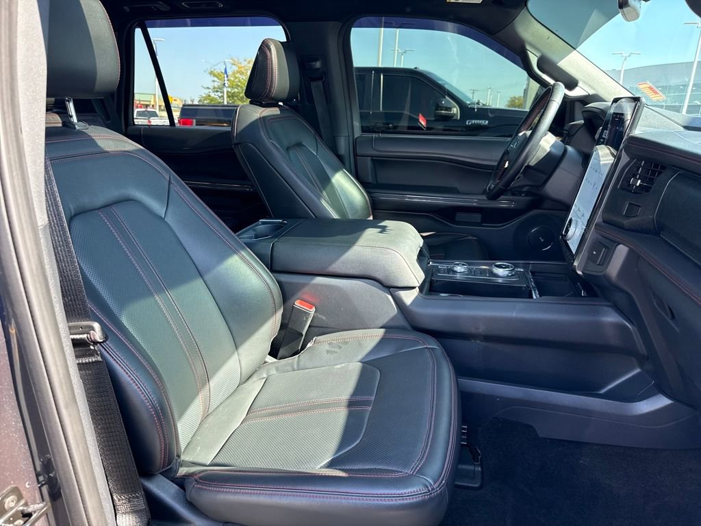 Certified 2022 Ford Expedition Limited image 11