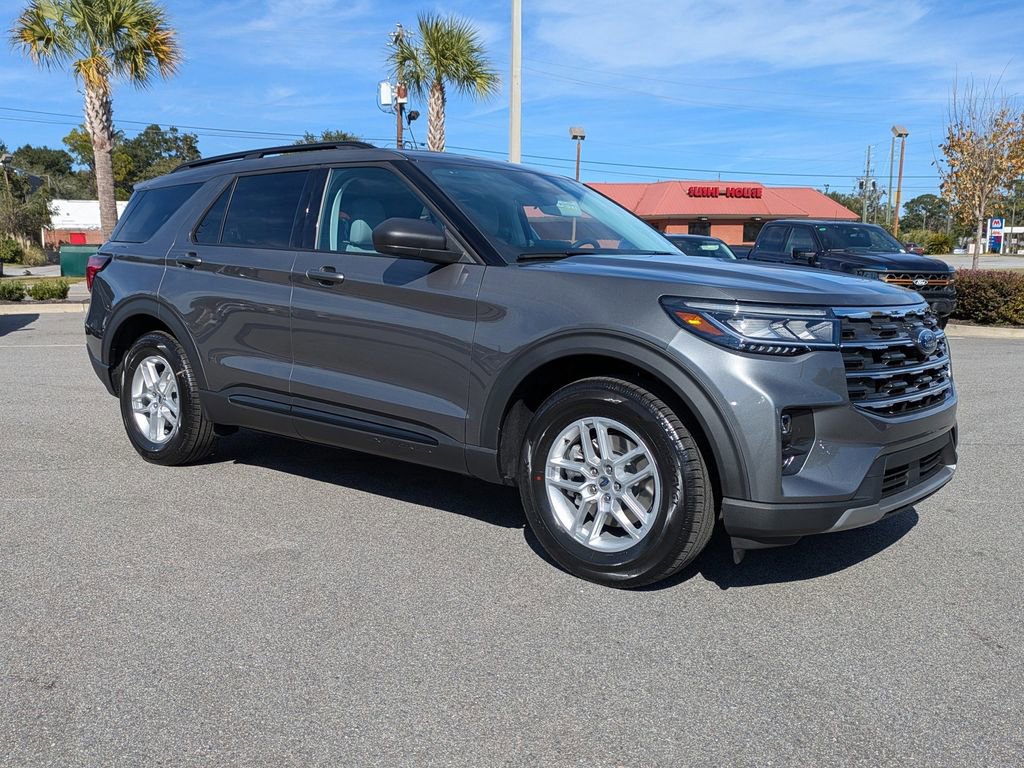 New 2026 Ford Explorer Active image 3